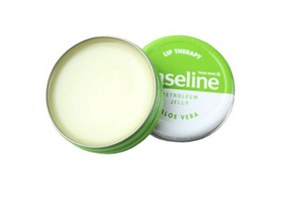 凡士林涂嘴唇有什么好處？凡士林護唇小貼士