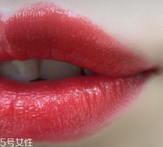 Mac口紅哪個(gè)顏色最火？6款最愛唇色試色