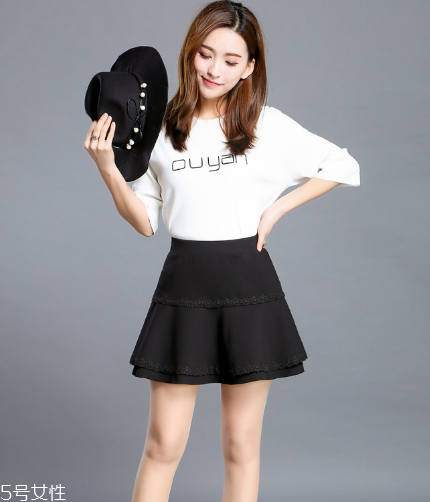 毛呢短裙怎么搭配？這個(gè)冬天讓你時(shí)尚又溫暖