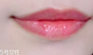 潤(rùn)唇膏保質(zhì)期是多久？過(guò)期的潤(rùn)唇膏不建議使用