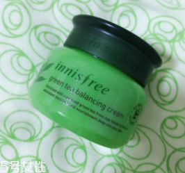 油性肌膚適合用什么品牌的護膚品？這6款產(chǎn)品拯救大油田