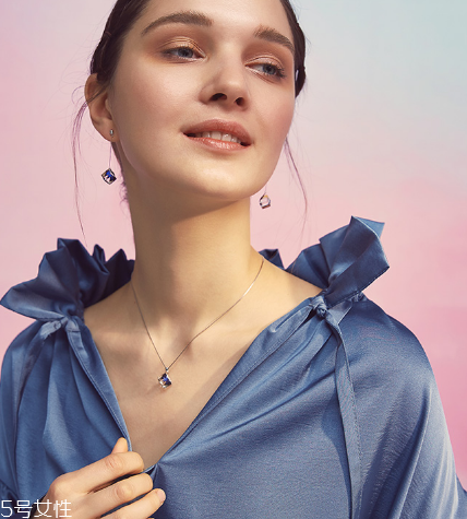 項(xiàng)鏈纏在一起怎么辦？教你輕松解開項(xiàng)鏈打結(jié)