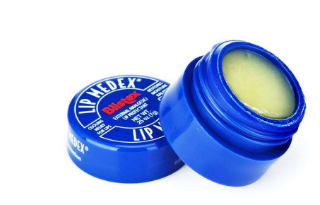 blistex碧唇小藍罐唇膏孕婦可以用嗎？孕婦避免使用