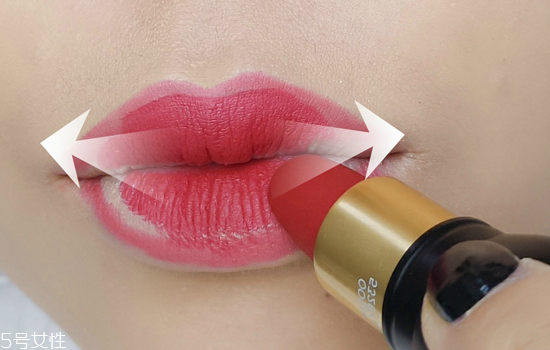 啞光口紅適合什么樣的人？這些口紅一樣都不能少