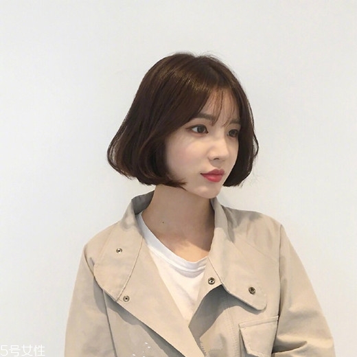 內(nèi)扣短發(fā)適合什么臉型？臉小是關鍵