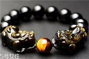 金曜石手鏈戴哪只手？金曜石手鏈這樣戴