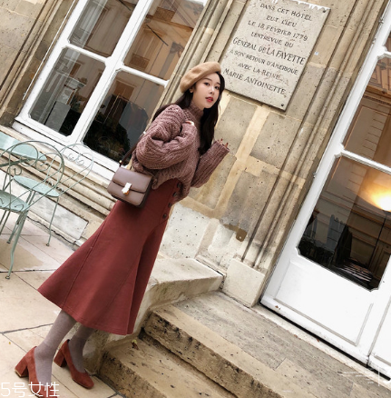 毛衣可以用洗衣機(jī)洗嗎？盡量不要用洗衣機(jī)洗毛衣