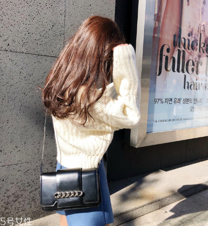 毛衣可以用滾筒洗衣機洗嗎？輕柔呵護要小心