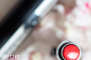 口紅要放在冰箱里嗎？保存口紅的小技巧