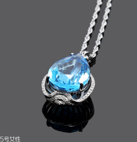 托帕石適合什么人戴？這些人最適合不過了