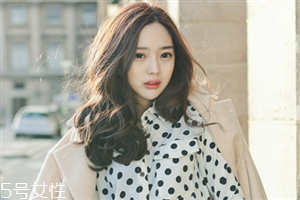 圓臉妹子適合什么發(fā)型？短發(fā)更能突顯氣質