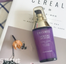 皮膚不吸收護(hù)膚品怎么回事？光用乳液面霜遠(yuǎn)遠(yuǎn)不夠