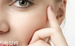 自然性的化妝品更安全嗎？警惕過敏源傷害肌膚