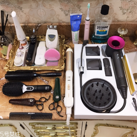 t3吹風(fēng)機(jī)2i和博朗負(fù)離子卷發(fā)棒使用測評(píng)