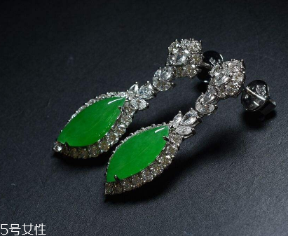 翡翠a貨是什么意思？千萬別誤解了