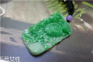 翡翠a貨是什么意思？千萬別誤解了