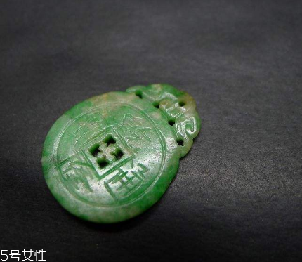 翡翠冰種和糯種哪個好？原來有這么大的區(qū)別