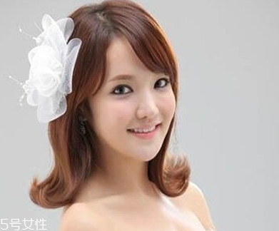 短發(fā)怎么做新娘造型？編發(fā)好看又簡(jiǎn)單