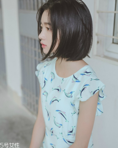 圓臉有劉海好還是沒有劉海好？頭發(fā)少又細(xì)不適合短發(fā)