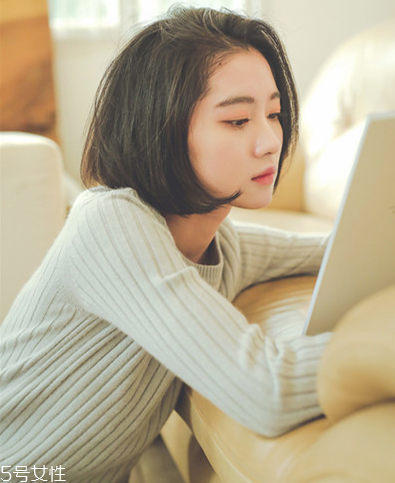 圓臉有劉海好還是沒有劉海好？頭發(fā)少又細(xì)不適合短發(fā)