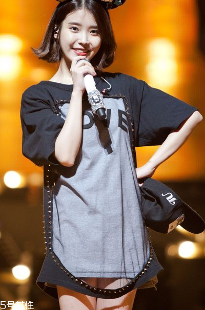 上身瘦下身胖怎么穿衣？穿裙子最遮肉