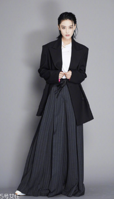 內(nèi)扣短發(fā)適合什么臉型？臉小是關鍵