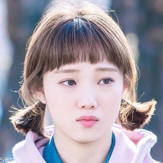 短發(fā)適合扎什么發(fā)型？剪短發(fā)這么好看