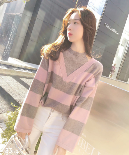 毛衣要買小一碼嗎？不同搭配不同選擇