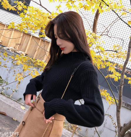 毛衣有機(jī)油味怎么去除？巧用食鹽輕松解決