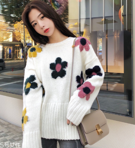 毛衣有機(jī)油味有毒嗎？貼身穿一定要處理干凈