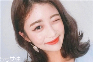 齊肩發(fā)怎么燙好看？女生發(fā)型設計與臉形搭配