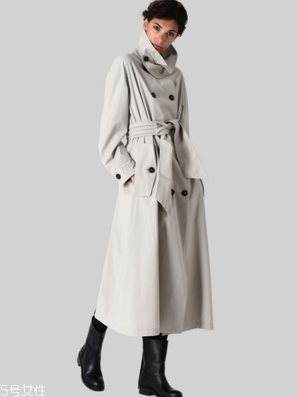 阿瑪尼風(fēng)衣不合格是真的嗎？售價(jià)3萬(wàn)竟然不合格