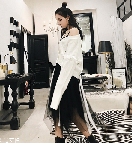 破洞毛衣怎么搭配？隨意不羈的不二選擇