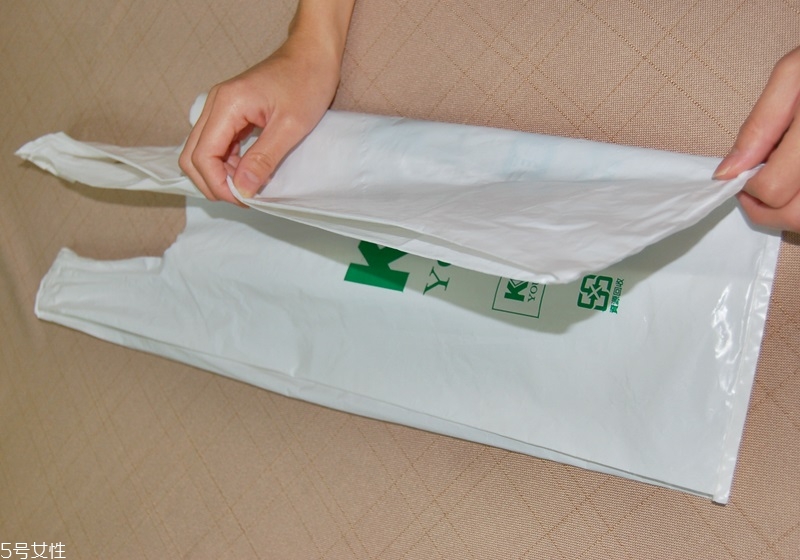 塑料袋收納妙招圖解 4個收納小技巧 塑料袋收納妙招圖解 4個收納小技巧