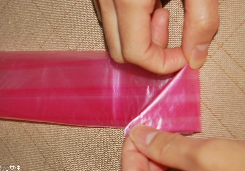 塑料袋收納妙招圖解 4個收納小技巧 塑料袋收納妙招圖解 4個收納小技巧