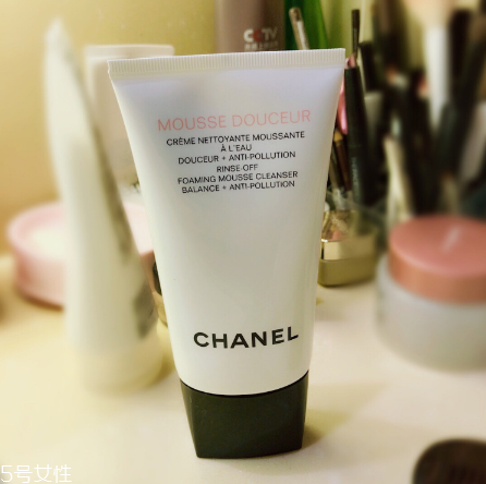 vidivici洗面奶和香奈兒洗面奶哪個好用 vidivici洗面奶和香奈兒洗面奶哪個好用