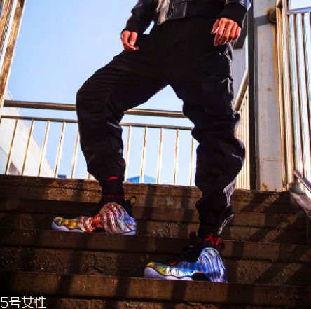 nike air foamposite one cny新年煙花噴開(kāi)箱測(cè)評(píng)