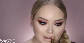 huda beauty沙漠盤怎么畫？油管大神一步步示范