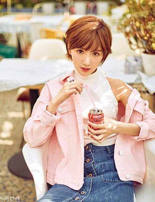 外翹短發(fā)適合什么臉型？再燙內(nèi)扣你就out了