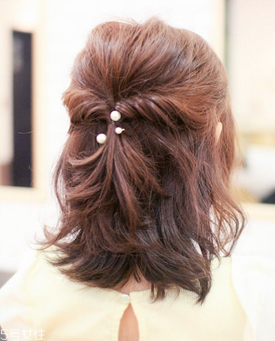 短發(fā)適合扎什么發(fā)型？剪短發(fā)這么好看