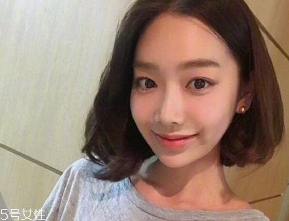 短發(fā)可以燙什么發(fā)型？聽(tīng)說(shuō)這些短發(fā)可以瘦臉