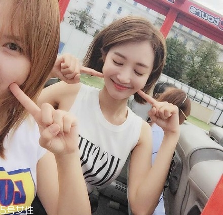 短發(fā)適合扎什么發(fā)型？剪短發(fā)這么好看