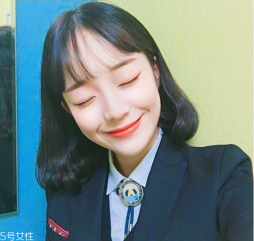 短發(fā)適合扎什么發(fā)型？剪短發(fā)這么好看