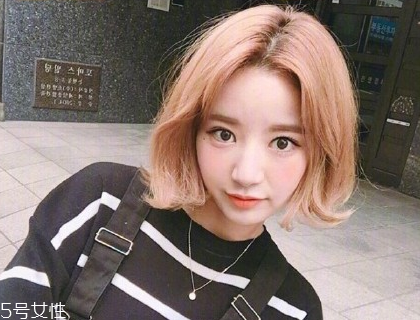 短發(fā)可以燙什么發(fā)型？聽(tīng)說(shuō)這些短發(fā)可以瘦臉