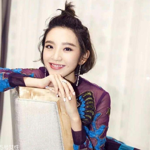 短發(fā)適合扎什么發(fā)型？剪短發(fā)這么好看