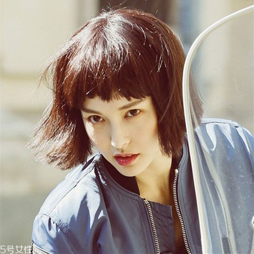 二次元?jiǎng)⒑＿m合什么發(fā)型？讓你個(gè)性十足