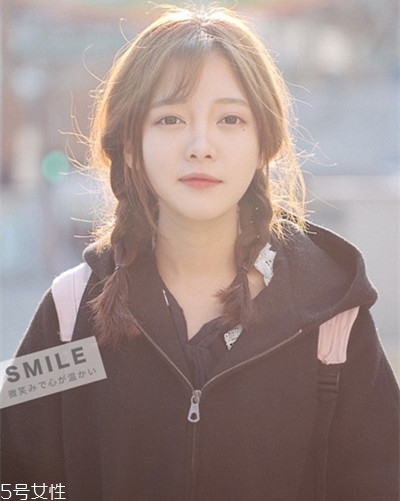 鵝蛋臉扎什么馬尾好看？肉肉臉適合這些發(fā)型