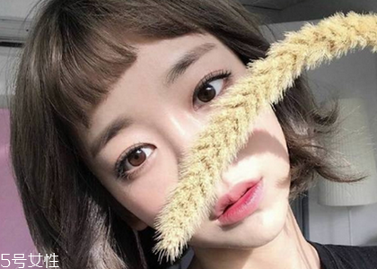 短發(fā)波波頭怎么樣好看 知性又輕熟的韓式中分短發(fā) 短發(fā)波波頭怎么樣好看 知性又輕熟的韓式中分短發(fā)