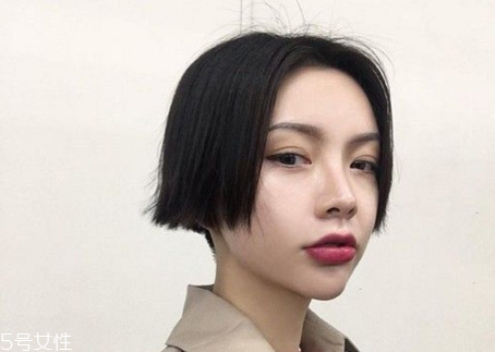 什么臉型適合長(zhǎng)發(fā)？適合自己最重要