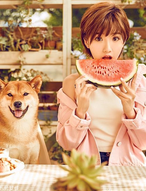 外翹短發(fā)適合什么臉型？再燙內(nèi)扣你就out了